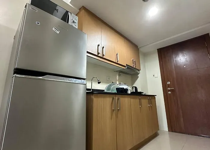 Apartment Tropical Balcony Pool View, 14th Floor, Moa, Netflix, Airport At Shell *