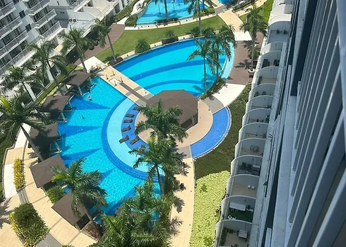 Tropical Balcony Pool View, 14th Floor, Moa, Netflix, Airport At Shell Manila