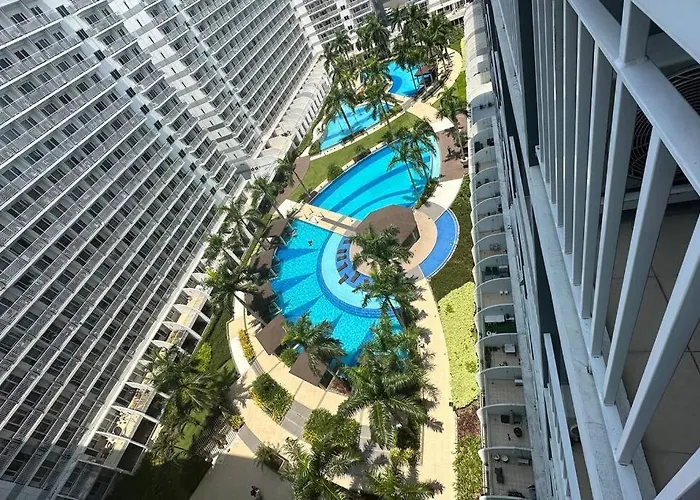 Tropical Balcony Pool View, 14th Floor, Moa, Netflix, Airport At Shell