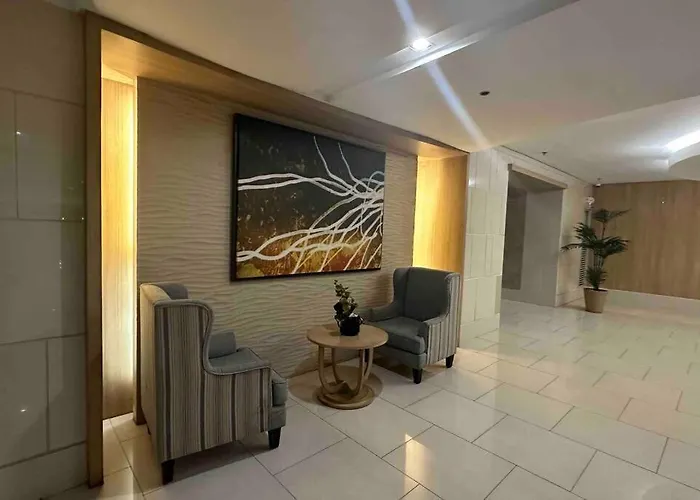 Tropical Balcony Pool View, 14th Floor, Moa, Netflix, Airport At Shell Apartment Manila