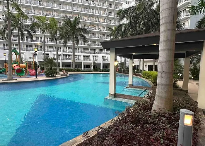 Tropical Balcony Pool View, 14th Floor, Moa, Netflix, Airport At Shell