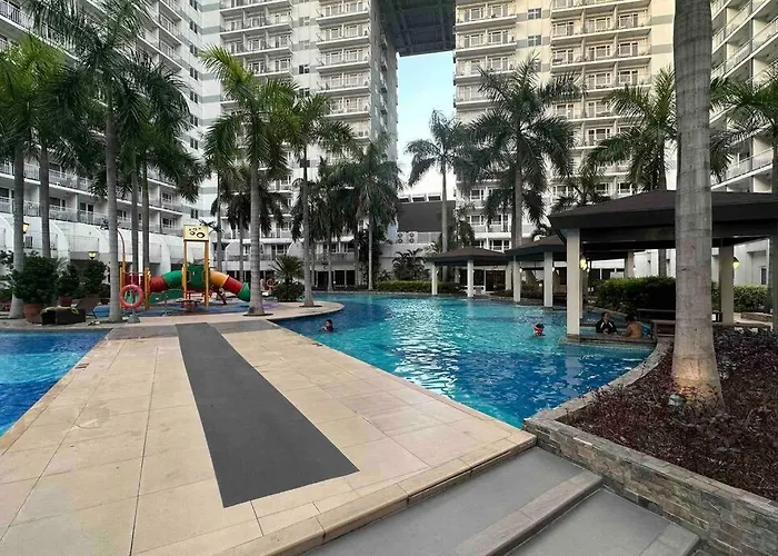 Tropical Balcony Pool View, 14th Floor, Moa, Netflix, Airport At Shell * Manila