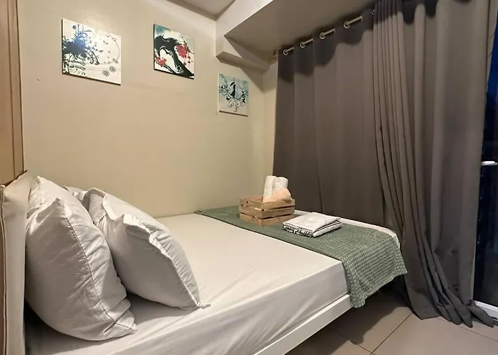 Tropical Balcony Pool View, 14th Floor, Moa, Netflix, Airport At Shell Apartment *